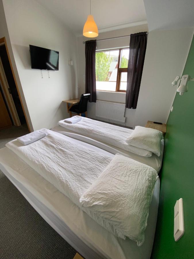 Hoergsland Guesthouse ภายนอก รูปภาพ